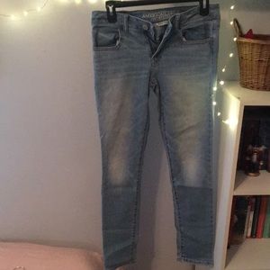 AMERICAN EAGLE JEGGING